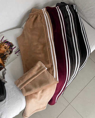 Pantalón plush con piel