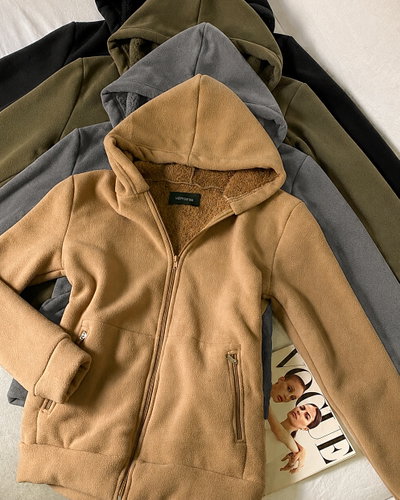 Campera de polar con corderito