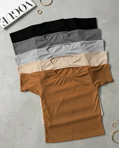 Remera básica de micromorley 