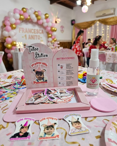 Stand de Tatuajes Personalizados