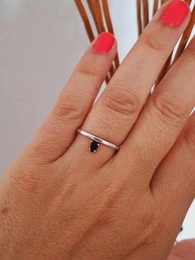 Anillo de plata con brillante Negro
