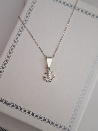 Cadena y dije Ancla de plata