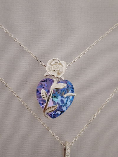 Cadena de plata y Cristal engazado en rosa de plata