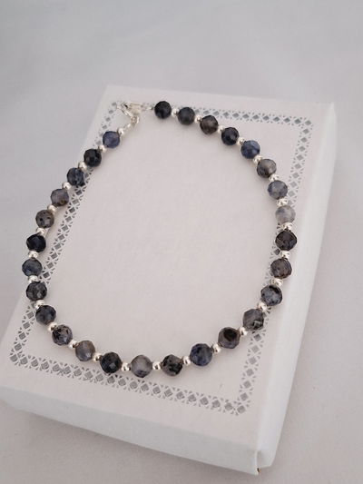 Pulsera de plata y piedras naturales color