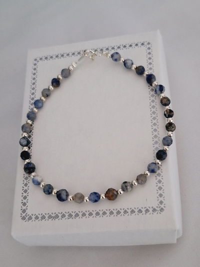 Pulsera de plata y piedras naturales color