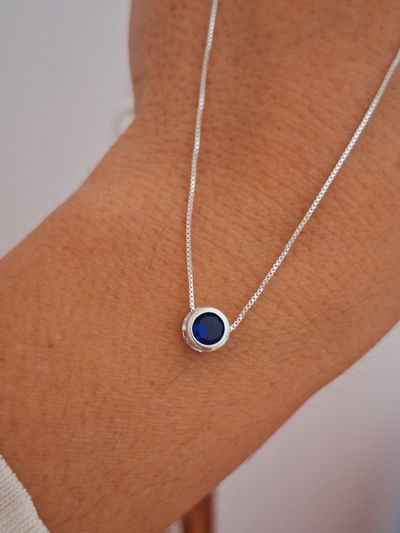 Cadena veneciana de plata y dije susanito azul