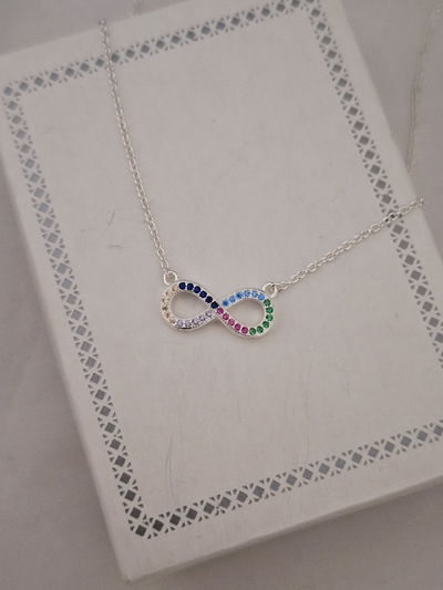 Cadena y dije Infinito
