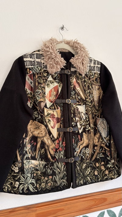 Campera Ciervos TALLE M