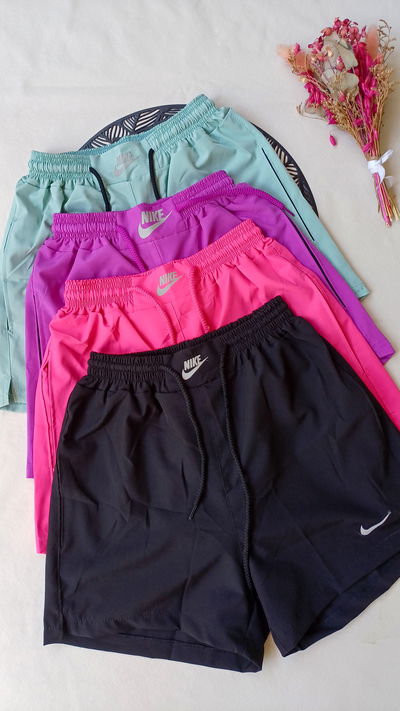 Short Nike