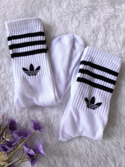 Adidas blancas