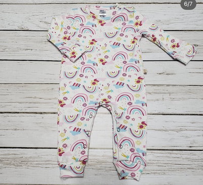 BODY ENTERITO ARCOIRIS