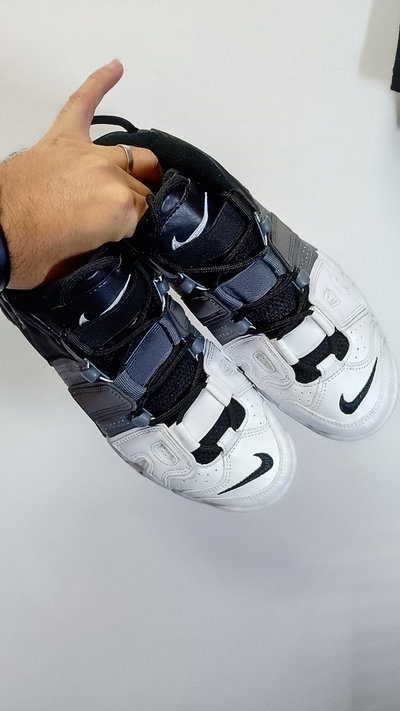 Nike uptempo 