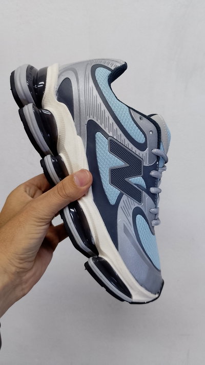 New balance 2000