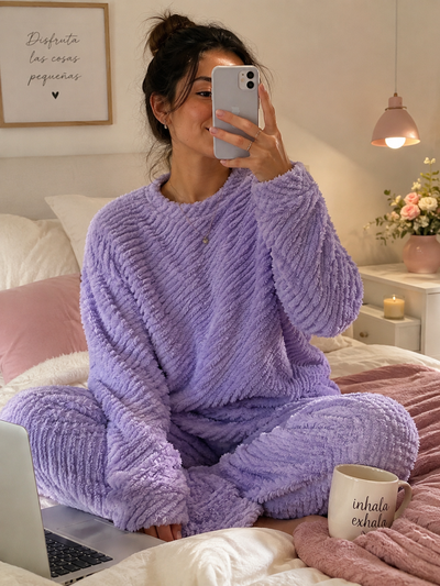 Pijama Peluche lila Talle L XL 