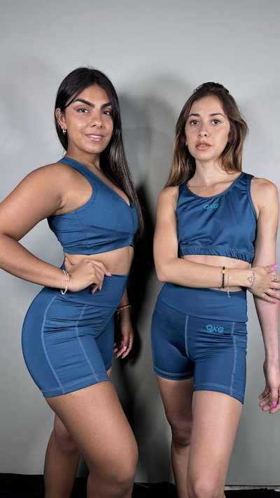 Short verde petroleo con bolsillo