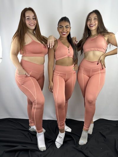 Top tira fina salmon oscuro