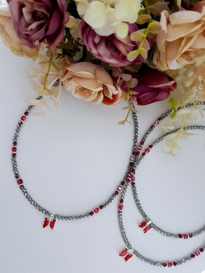 Collar Mariposa cubic rojo