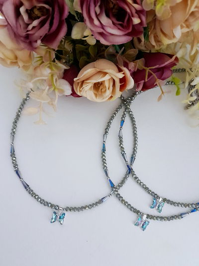 Collar Mariposa cubic celeste