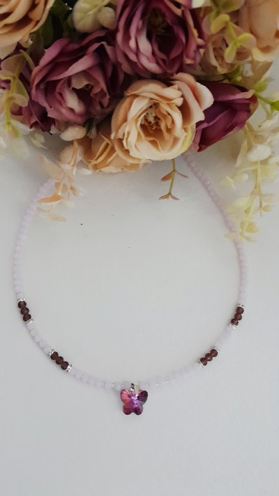 Collar Mariposa rosa 