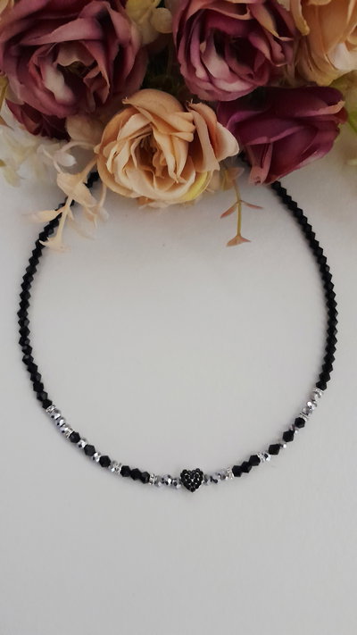Collar corazón 🖤 