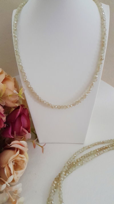 Collar Tornasolado natural 