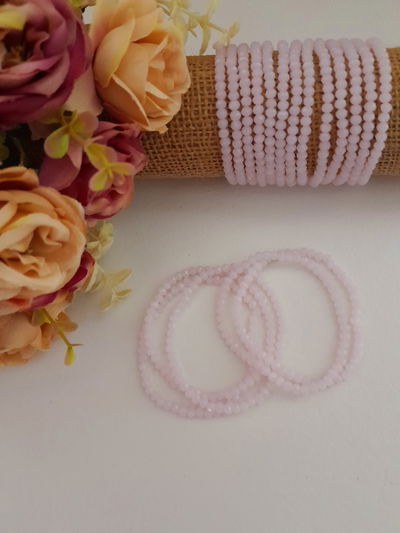 Pulsera rosa suave 