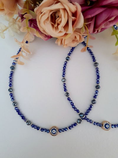 Collar ojo dorado
