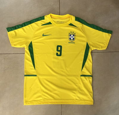 CAMISETA BRASIL 2002 TITULAR RONALDO NAZARIO