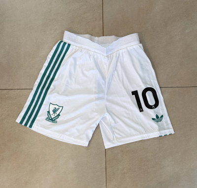 SHORT IMPORTADO LIVERPOOL 2025/26 TERCERO “10”