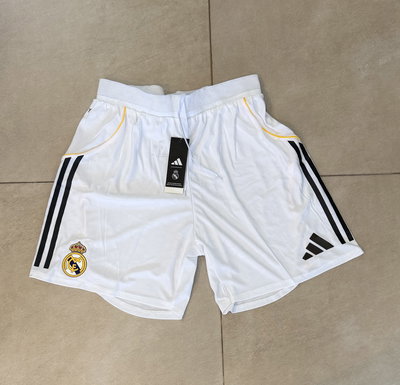 SHORT IMPORTADO REAL MADRID 2025/26 TITULAR