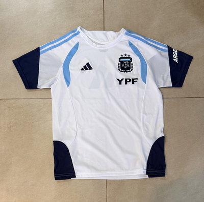 CAMISETA ARGENTINA 2026 ENTRENAMIENTO BLANCA