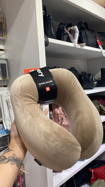 Cuello de viaje inteligente