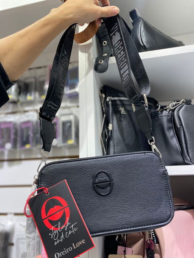 Cartera las oreiro