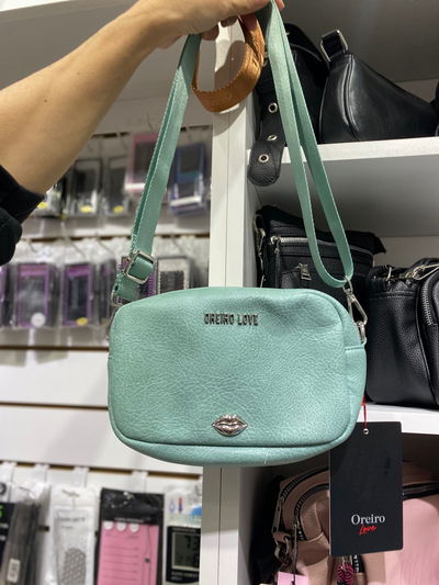 Cartera las oreiro