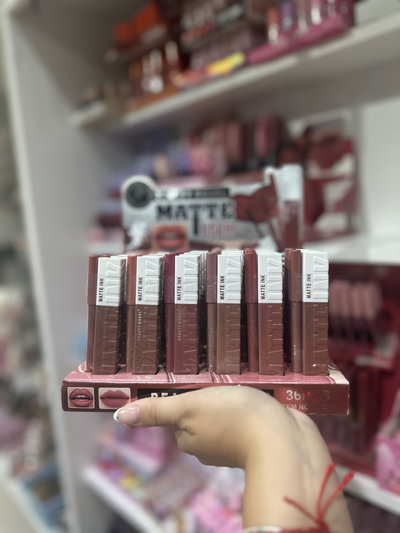 Labial matte con su delineador