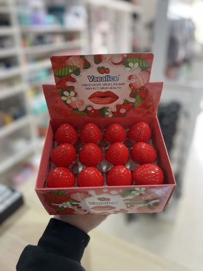 Labial forma de frutilla