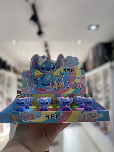 Lip balsamos stitch