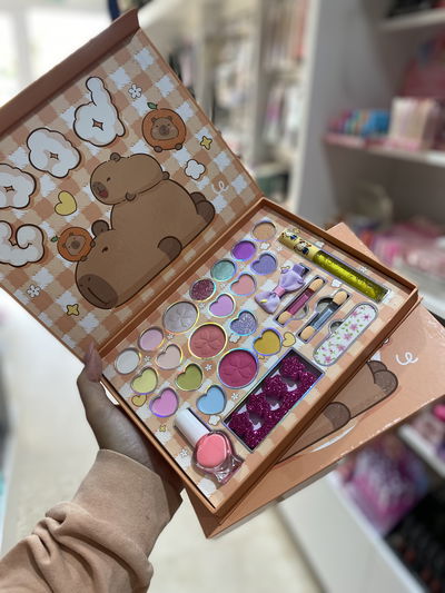Set de maquillaje infantil Capybara