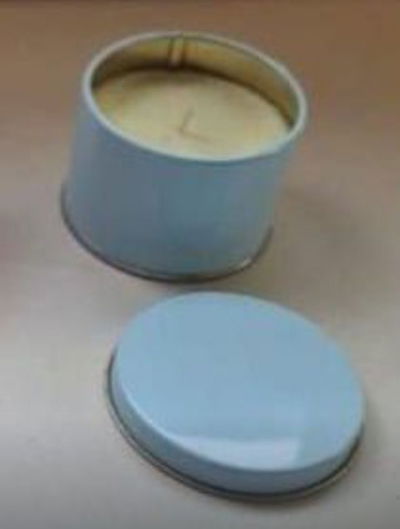 Lata pastel turquesa
