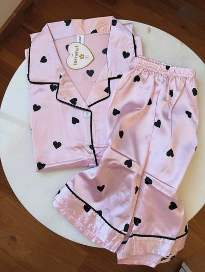 Pijama Satén - Rosa Corazones Negros