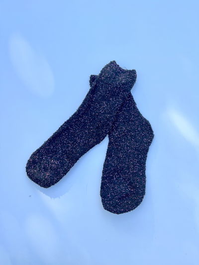 Medias peluditas - Negras con rosa