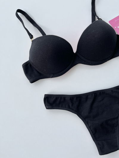 Marcela Koury 5323 - Negro