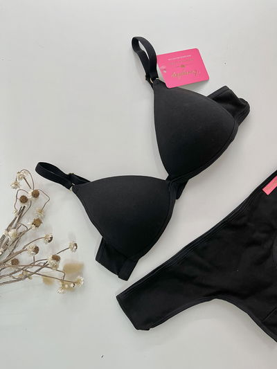 Marcela Koury 5322 - Negro