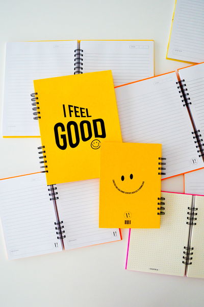 I FEEL GOOD - Univ. tapa dura