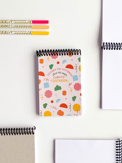 CELEBRA TUS VICTORIAS - Libreta A6