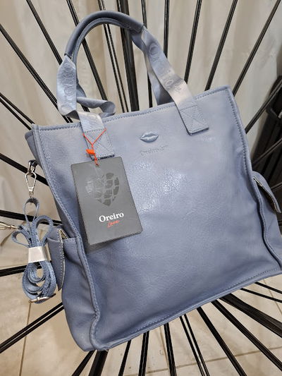 Cartera Oreiro Love Celeste