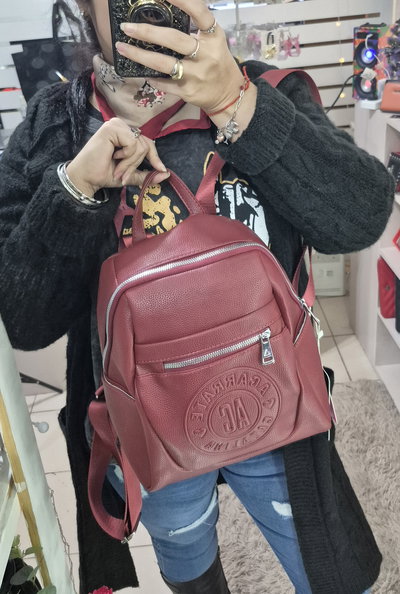 Mochila PU Dominique Agarrate Catalina Bordó