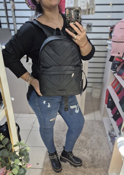 Mochila Trendy Matelaseada Negra