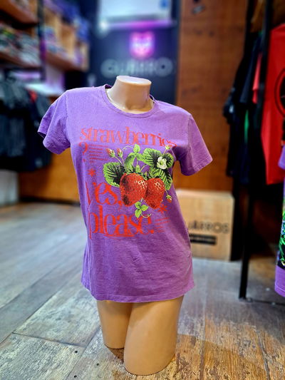Remera Nevada Strawberries -1