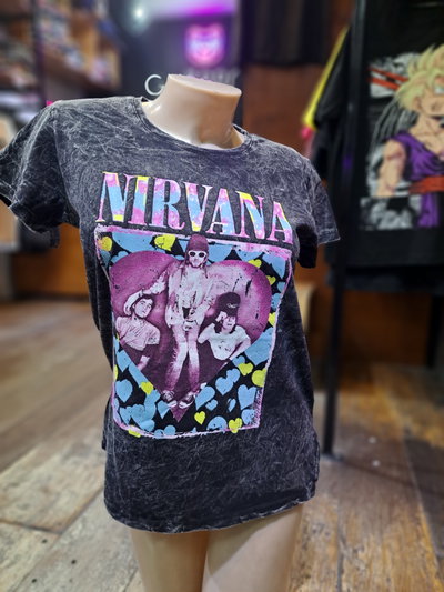 50cm Remera Nevada Nirvana Corazones